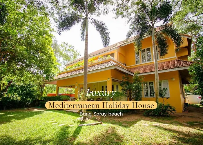 300M From Beach - Luxury Mediterranean Holiday House - Pets Welcome
