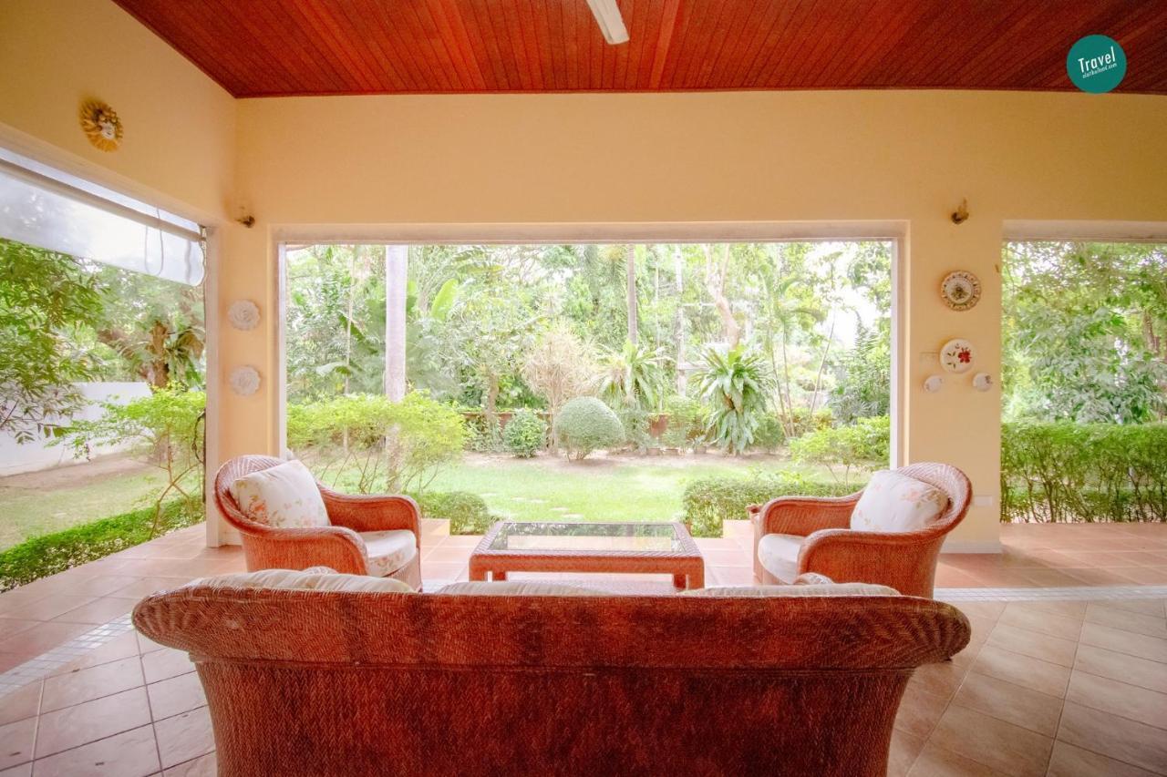 300m From - Luxury Mediterranean House - Pets Welcome * Bang Sare